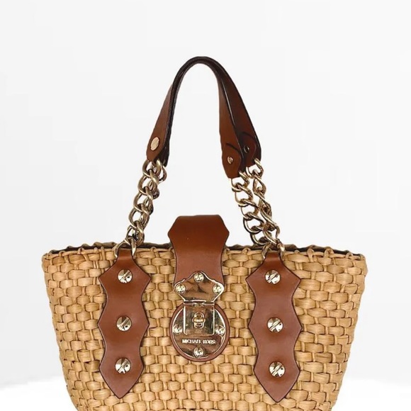 MICHAEL KORS Santorini Raffia Straw Tote Bag - Picture 4 of 11